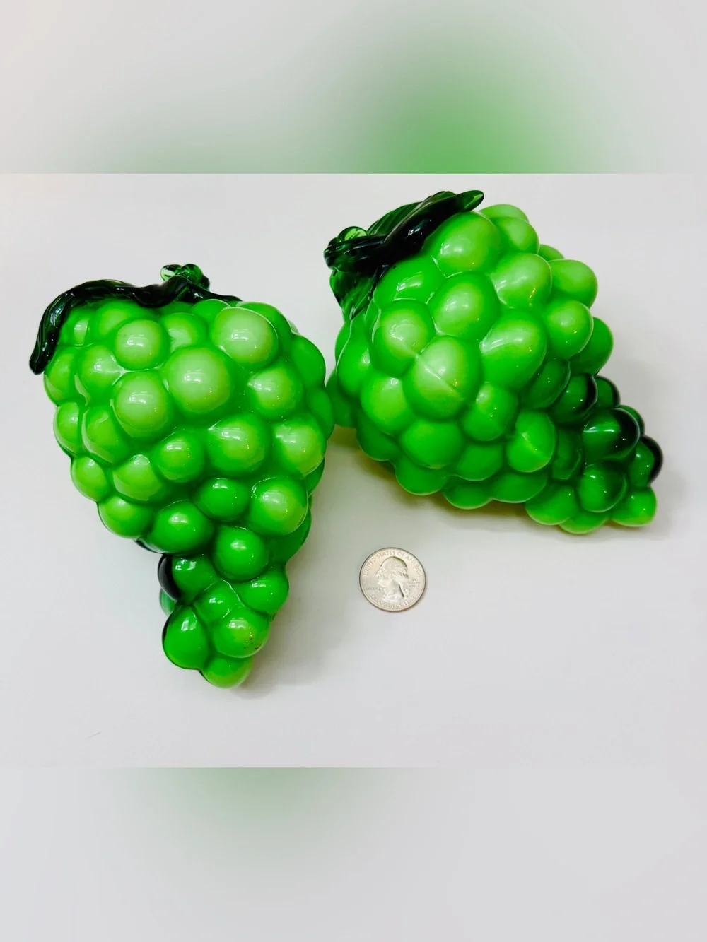 Green Glass Grape Clusters Set of 2 Fruit Figurines 6” Table Decor